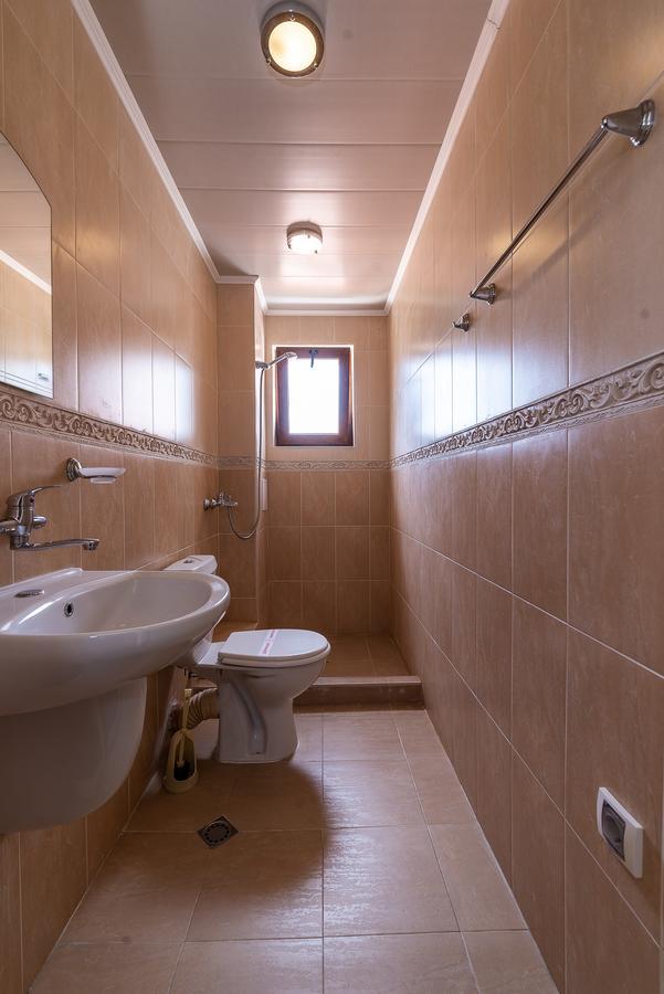 Guest House Saint Apostol Nesebar Bagian luar foto