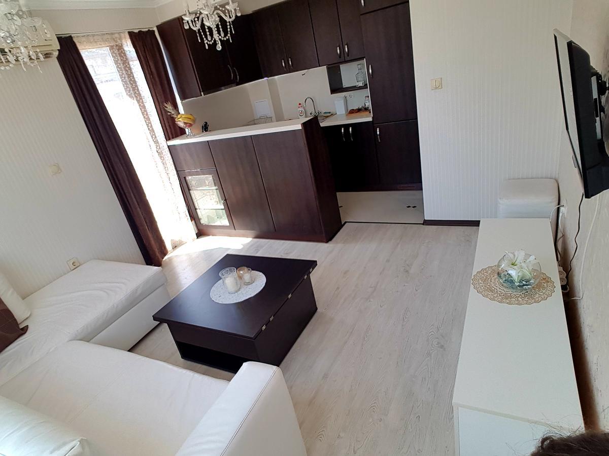 Guest House Saint Apostol Nesebar Bagian luar foto